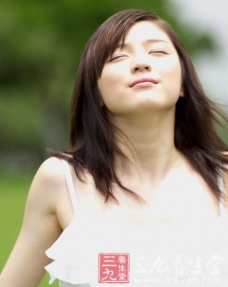 點擊將在新窗口查看全圖 中醫養生 巧用艾灸治痛經