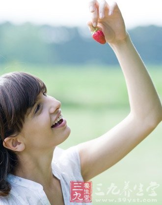 點擊將在新窗口查看全圖 中醫養生 巧用艾灸防肌膚老化